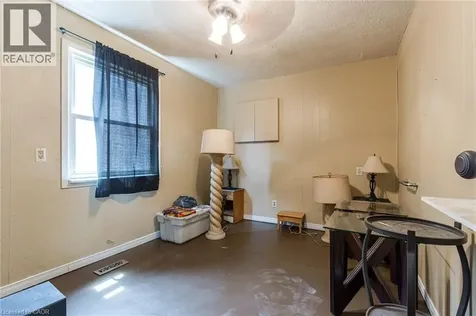 810 Tate Avenue Hamilton ON L8H 6M2