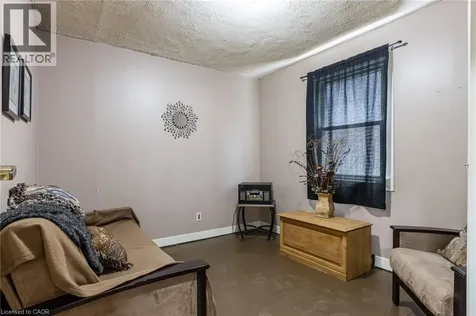 810 Tate Avenue Hamilton ON L8H 6M2