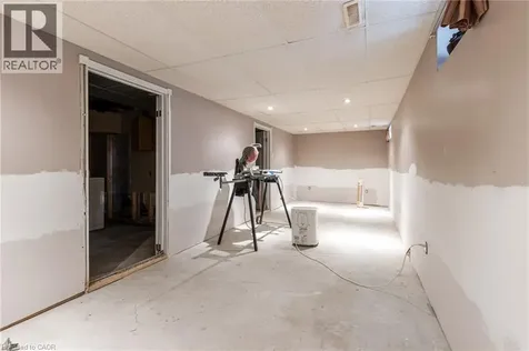 810 Tate Avenue Hamilton ON L8H 6M2