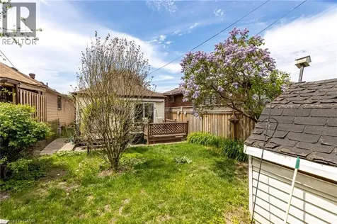 810 Tate Avenue Hamilton ON L8H 6M2