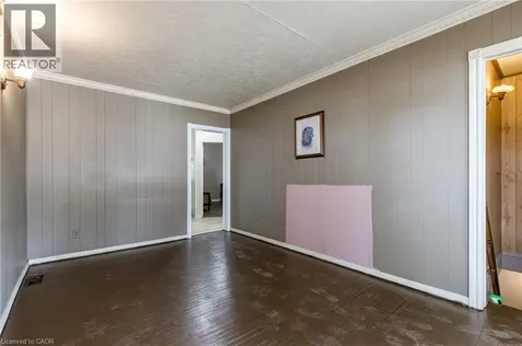 810 Tate Avenue Hamilton ON L8H 6M2