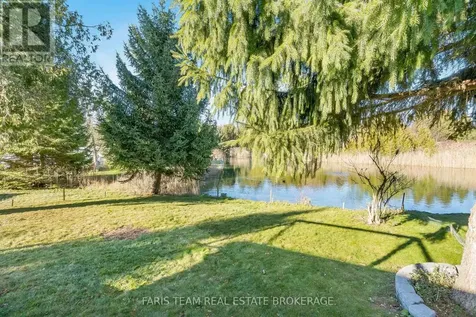 3 St James Place Wasaga Beach ON L9Z 3A8