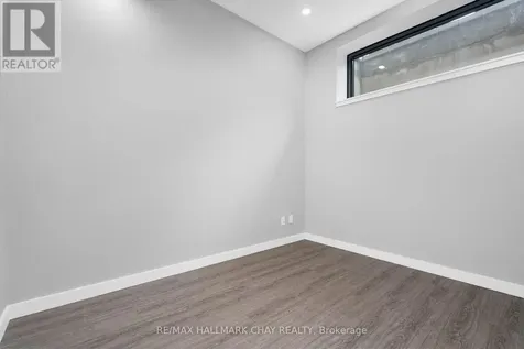 163 Mary Street Orillia ON L3V 3E3