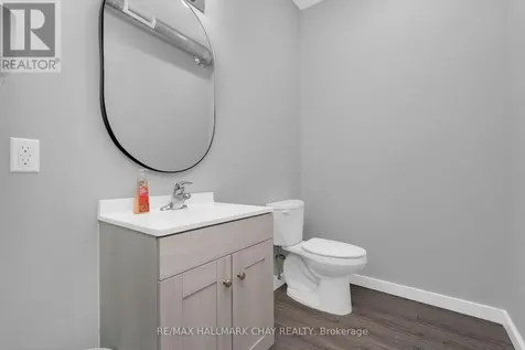 163 Mary Street Orillia ON L3V 3E3