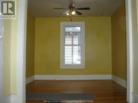 427 Gladstone Avenue Windsor ON N9A 2P8