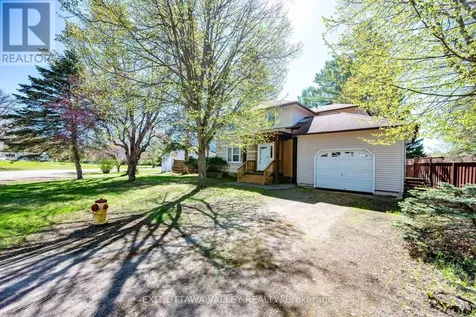 22 Cabot Place Deep River ON K0J 1P0