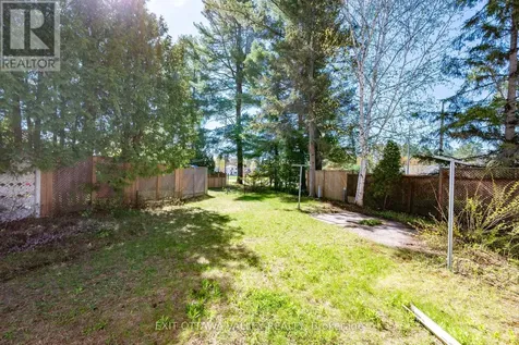 22 Cabot Place Deep River ON K0J 1P0