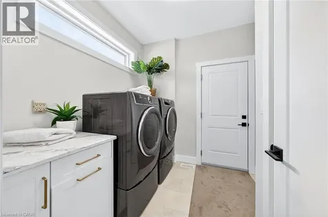 24 Craddock Boulevard Jarvis ON N0A 1J0
