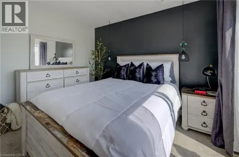 185 Windale Crescent Kitchener ON N2E 0G3