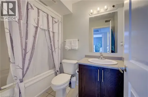 185 Windale Crescent Kitchener ON N2E 0G3
