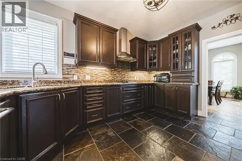 137 Pinehill Drive Stoney Creek ON L0R 1P0