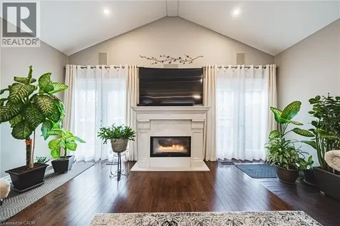 137 Pinehill Drive Stoney Creek ON L0R 1P0