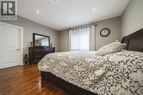 137 Pinehill Drive Stoney Creek ON L0R 1P0