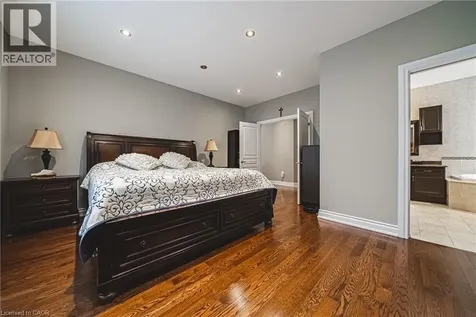 137 Pinehill Drive Stoney Creek ON L0R 1P0