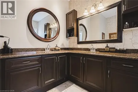 137 Pinehill Drive Stoney Creek ON L0R 1P0