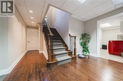 137 Pinehill Drive Stoney Creek ON L0R 1P0