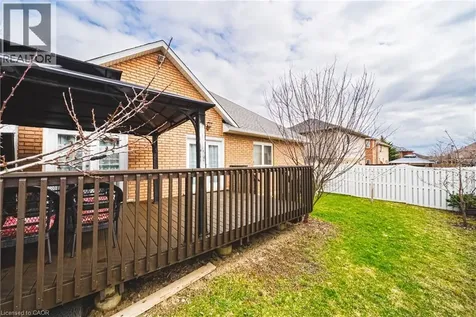 137 Pinehill Drive Stoney Creek ON L0R 1P0