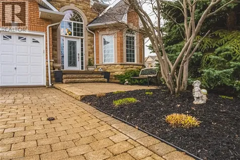 137 Pinehill Drive Stoney Creek ON L0R 1P0