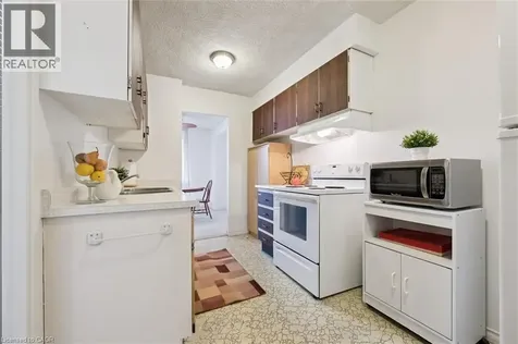 225 Harvard Place Waterloo ON N2J 4H4