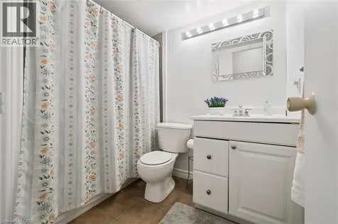 225 Harvard Place Waterloo ON N2J 4H4