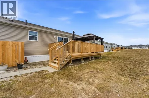 20 Hickory Hollow Nanticoke ON N0A 1L0