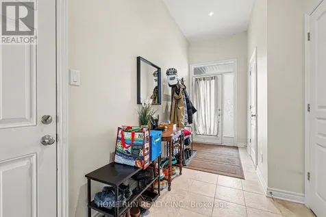 257 Dolce Crescent Ottawa ON K1X 0B3