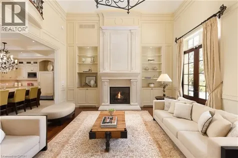 1081 Argyle Drive Oakville ON L6J 1A9