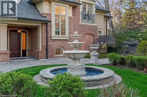 1081 Argyle Drive Oakville ON L6J 1A9