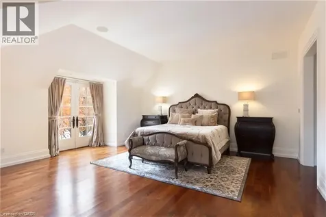 1081 Argyle Drive Oakville ON L6J 1A9