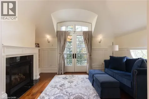 1081 Argyle Drive Oakville ON L6J 1A9