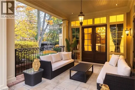 1081 Argyle Drive Oakville ON L6J 1A9