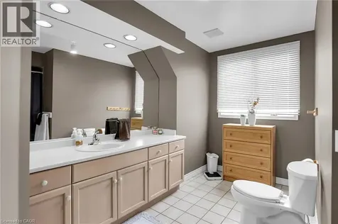 5134 Oakwood Avenue Beamsville ON L0R 1B8
