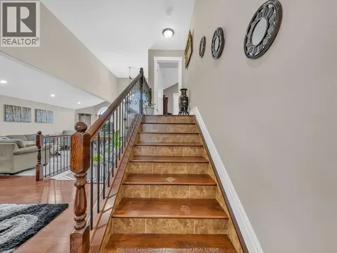 4795 Periwinkle Crescent Windsor ON N9G 3G8