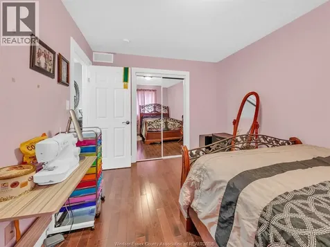 4795 Periwinkle Crescent Windsor ON N9G 3G8