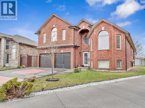 4795 Periwinkle Crescent Windsor ON N9G 3G8