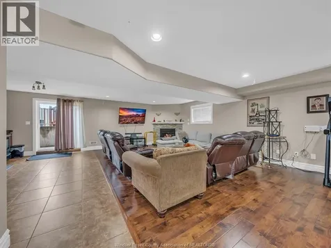 4795 Periwinkle Crescent Windsor ON N9G 3G8