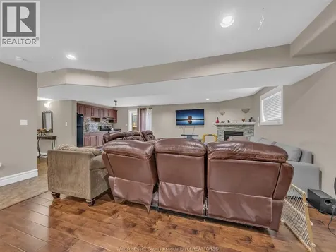 4795 Periwinkle Crescent Windsor ON N9G 3G8