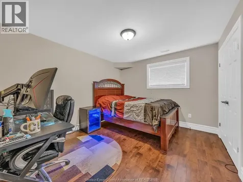 4795 Periwinkle Crescent Windsor ON N9G 3G8