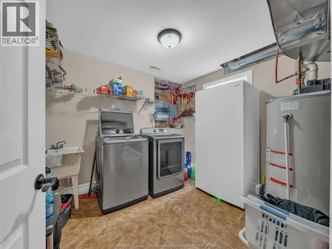 4795 Periwinkle Crescent Windsor ON N9G 3G8