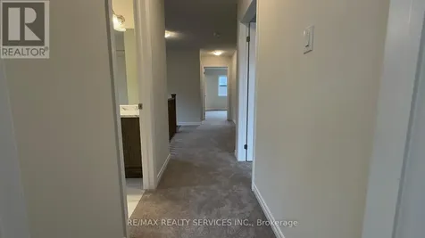 10 Molnar Crescent Brantford ON N3T 0X3