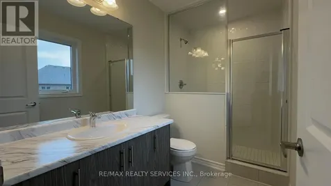 10 Molnar Crescent Brantford ON N3T 0X3
