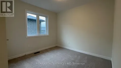 10 Molnar Crescent Brantford ON N3T 0X3