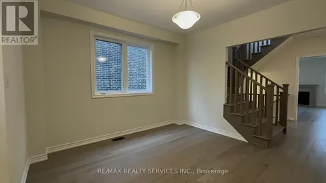 10 Molnar Crescent Brantford ON N3T 0X3
