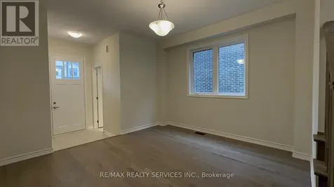 10 Molnar Crescent Brantford ON N3T 0X3