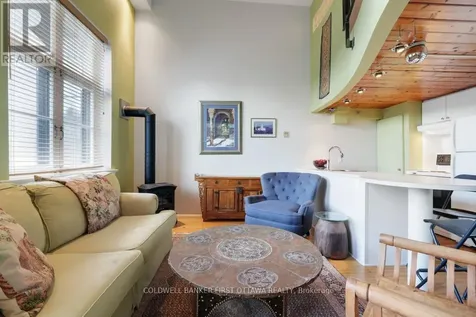 589 Rideau Street Ottawa ON K1N 6A1