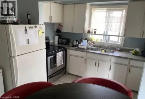 31 Southdale Avenue Kitchener ON N2M 3V4