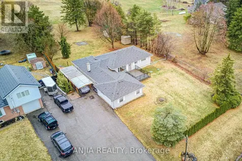 1369 Ravenshoe Road East Gwillimbury ON L0G 1R0
