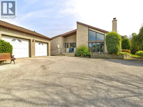 11331 Amos Drive Milton ON L0P 1B0