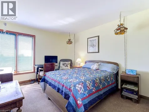 11331 Amos Drive Milton ON L0P 1B0