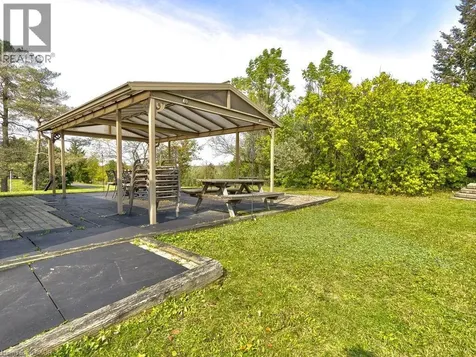 11331 Amos Drive Milton ON L0P 1B0